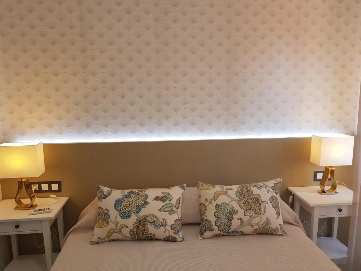 Ordono II Suites Con Aire Acondicionado Y Wifi Леон Екстериор снимка