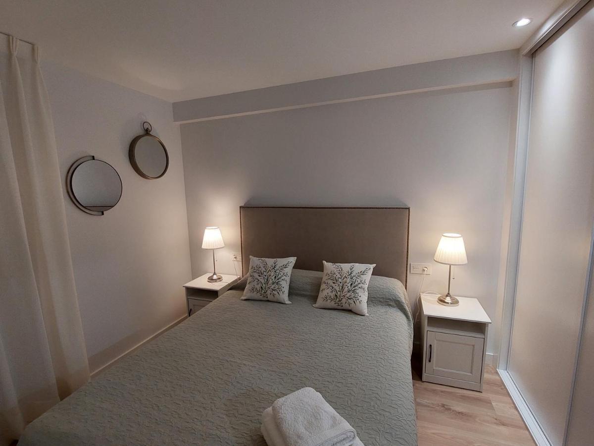 Ordono II Suites Con Aire Acondicionado Y Wifi Леон Екстериор снимка